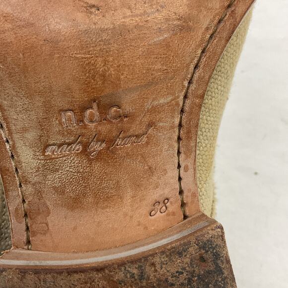 N.D.C. Made By Hand Lace-Up Combat Boots Beige Textile Women’s Size 7 Preowned - Picture 6 of 7